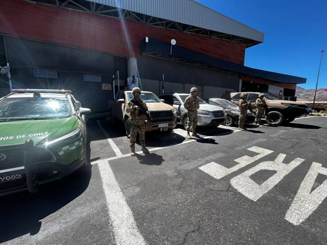 CARABINEROS RECUPERO VEHÍCULOS CON ENCARGO POR ROBO