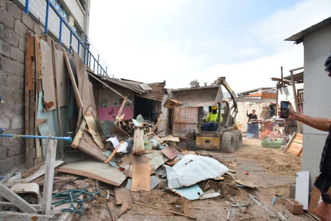 DESALOJO EN INMUEBLE FISCAL